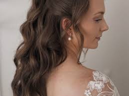 Listings in Cromlix, Aviemore, Ayrshire, Stirling, Loch Lomond and  Trossachs, Lanarkshire, Fife, Boath House, Enterkine House, Cameron House,  Auchen Castle, Fort William, Lothian and Edinburgh