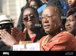 Bertha lewis hi-res stock photography and images