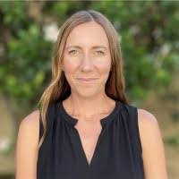 Emma Lyle's Instagram, Twitter & Facebook