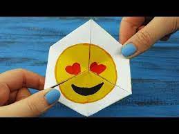 One piece of origami allows you to display many faces, which can be customized to your heart's content . Hattifant Eevee Evolution Papertoy Flextangle Youtube Emoji Diy Paper Games Paper Magic