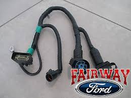 How to wire a 7 pin trailer light wiring diagram plug7 way trailer plug color code 7 pin trailer connectortrailer light adaptertrailer wiring harnessweb. 05 Thru 07 F 150 Oem Genuine Ford 7 Pin Trailer Tow Wiring Harness Connector New Ebay