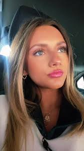 wht r my neclaces doing