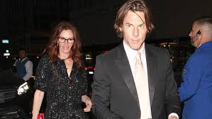 The pretty woman star's husband, danny moder, took to instagram on june 18 to celebrate the couple's son, henry, who turned 14 years old. Julia Roberts Husband Danny Moder Shares Rare Video Of Son Henry Hollywood Life Pen Pusher Hackette