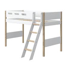 Beginnen wir mit den mittelhohen betten, welche sie hier in dieser rubrik finden. Flexa Nor Mittelhohes Bett Mit Schragleiter Kidswoodlove