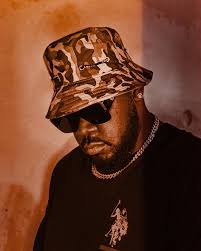 Dwight Abernathy's Instagram, Twitter & Facebook