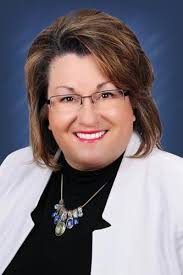 Sherry Lange receives award