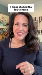 Abbi Metcalf's Instagram, Twitter & Facebook