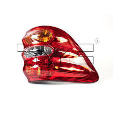 The maximum payload of the 2002 toyota sequoia is 1430 lbs. Carlights360 For 2001 2002 2003 2004 Toyota Sequoia Tail Light Assembly Driver Side Left Dot Certified W Bulbs Replacement For To2800149 Walmart Com Walmart Com