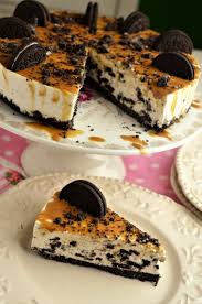 Pentru tava de 28 cm diametru Cheesecake Cu Ciocolata Si Oreo Lumea Fericirii