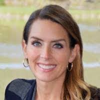 Stacey Starnes's Instagram, Twitter & Facebook