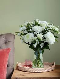 Not only will you save, you will also receive free delivery! Serene Bouquet M S