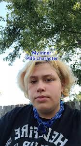 Elliot (@moon._.stone_)