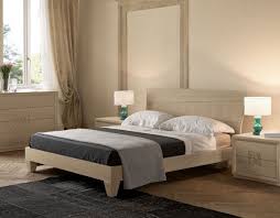 Un originale dialogo tra decorazione e design con efficaci accostamenti materici e finiture che esaltano il design. Modo 10 Collezione Decor Interni Camera Da Letto Design Di Mobili Design Della Camera Da Letto