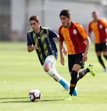 Geçtiğimiz yıl bugünlerde ali yavuz kol'un fiziği üzerine konuşuyorduk. Galatasaray In Gelecegi Emin Ellerde Galatasaray Gs Haberleri