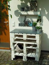 Pflanztisch Aus Kleinen Paletten Pflanztisch Paletten Garten Mobel Aus Paletten