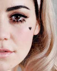 Little Heart Tattoo Referenced By Whw1 Com Business Hosting Affordable Reliable Marina And The Diamonds Marina And The Diamons How To Feel Beautiful