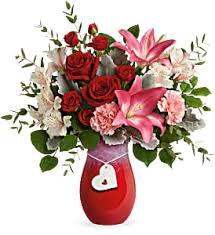 Whether it is a get well flower gift basket, mother's day flowers, seasonal centerpiece for the holidays or something that says i love you woodlane flowers is the leading florist in woodbury, mn and will make. Charmed In Love By St Paul Floral