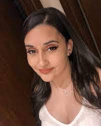 Russell Munoz's Instagram, Twitter & Facebook