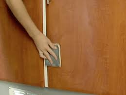 I am trying to determine wheat kind/brand of paint i should use on new unfinished shaker style kitchen cabinets i will be spraying these and wanted to use conversion varnish ? How To Paint Cupboards Woodie S