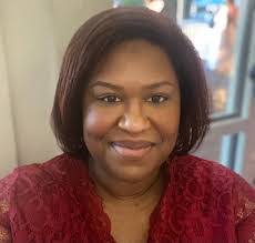 Danielle Ludlum's Instagram, Twitter & Facebook