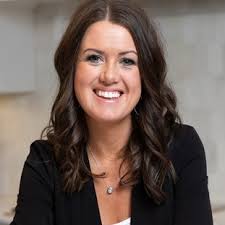 Lacey Moores, Branch Manager