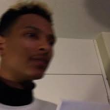 Wenn Kellner i Türe Restaurants ehrlich währed😅Folget mir für meh🙏🏽...