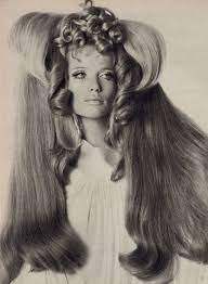 Verushka In Big Hair By Irving Penn For Vogue 1968 From 2 Welt Ausstellong Der Photo Graphie 1968 Minkshmink Vintage Hairstyles Big Hair 60s Hair