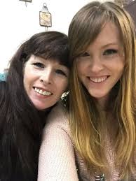 Hello, I'm Carol, I'm 28 years old and have three beautiful children. I ask  for prayer for my life. I'm hospitalized with cancer and kidney problems.  Thank you very much in advance.