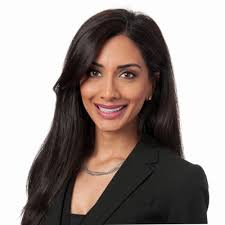 I painted at the same coffee shop in New York every morning for 30 days. By  day 30, I'd made enough friends to fill a girls' trip to my house in Maine.