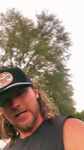 This song is The White Trash Anthem 🇺🇸🇺🇸🇺🇸#fypシ #trailertrashfam...