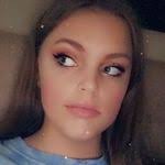 Leah Mcglothlin's Instagram, Twitter & Facebook