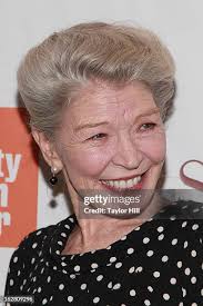 127 Phyllis Hill Photos & High Res Pictures