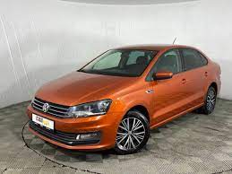 Купить бу Volkswagen Polo V Рестайлинг 1.6 AT (110 л.с.) бензин автомат в  Волгограде: оранжевый Фольксваген Поло V Рестайлинг седан 2016 года на  Авто.ру ID 1118796376