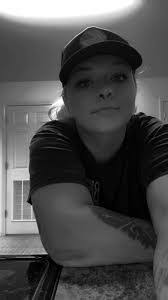 Destiny Simonson's Instagram, Twitter & Facebook