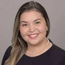 Cynthia Arbuckle's Instagram, Twitter & Facebook