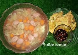 Vegetable soup is one type of dish that is rich in vegetables. Cara Membuat Praktis Sayur Sop Sederhana
