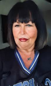 Newly Single Woman Seeking Cruise Friends