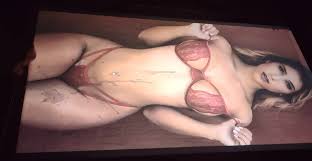 Isabella Buscemi - ich werfe meinen ganzen süßen Nektar weg