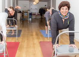 .2019 vogue salon 3 vogue salon 2 vogue salon x swarovski vogue salon 1 temporary shop // claudia bertini x linck keramik winter event lookbooks lookbook 06 lookbook 05 lookbook 04. Fitness Yoga Claudia Gutierrez