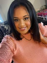 Kiesha Henderson's Instagram, Twitter & Facebook