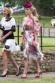Royale Looks Der Style Der Windsor Ladys Konservativer Stil Koniglicher Stil Katzen Kleider