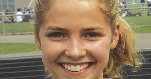 Ana Weaver's Instagram, Twitter & Facebook