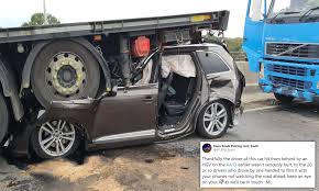 It is shut from goresbrook interchange to lodge avenue causing long delays. Police Will Prosecute 20 Essex Drivers Filming A13 Crash Daily Mail Online