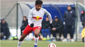 Red bull salzburg hat in seinem ersten spiel als frischgebackener meister einen souveränen sieg eingefahren. Adeyemi Okafor Dazzle For Red Bull Salzburg In Win Over Sturm Graz Owngoal Nigeria