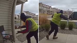 Fur zu nervige weihnachtslieder kommt man in spanien sogar ins. Postbote Entdeckt Eine Susse Uberraschung Und Legt Einen Freudentanz Ein Stern De