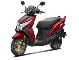 Covering up short distances would have been a little difficult if we didn't have this and for those who cannot afford a car this is the best vehicle one can use to travel within budget. Best Scooters Scooty For Men In India 2020 21 Price Mileage Specifications Colors Images