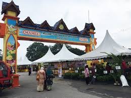 Yang wajib kamu perbuat hanyalah merebus daun jeruk tersebut hingga mendidih. Senarai Tempat Menarik Di Melaka Anugerah Homestay Melaka