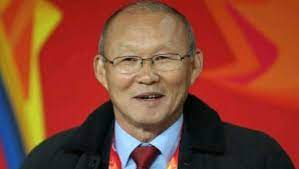 Hiện nay chúng tôi không có khó khăn gì đặc biệt, còn dịch bệnh thì ngay ở việt nam các cầu thủ đã tập luyện và sinh hoạt ở môi trường hạn chế giao tiếp bên ngoài nhiều nên tâm lý cầu thủ có chút không ổn định. Hlv Park Hang Seo Nháº­n ThÆ°á»Ÿng Cá»±c Nong Va Y NghÄ©a