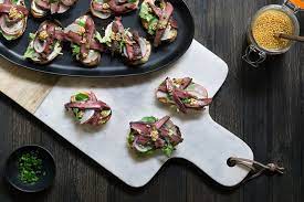 There Are A Lot Of Folks Out There Opposed To The Idea Of Eating A Heart And It S Always My Goal To Change Their Mind Crostini Recipes Venison Recipes Recipes