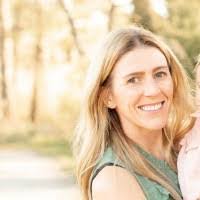 Lynn Zepp's Instagram, Twitter & Facebook